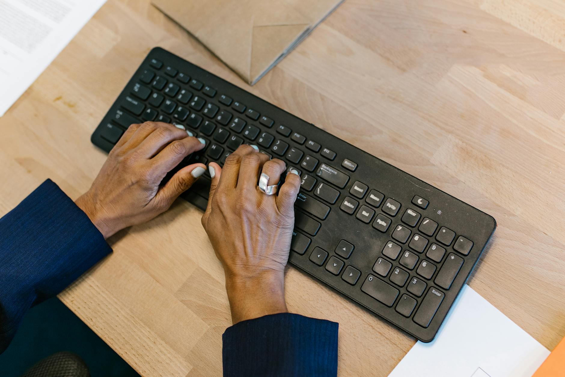 搜狗输入法 Windows 场景对比评测 2026：跨端同步与生产力实测报告